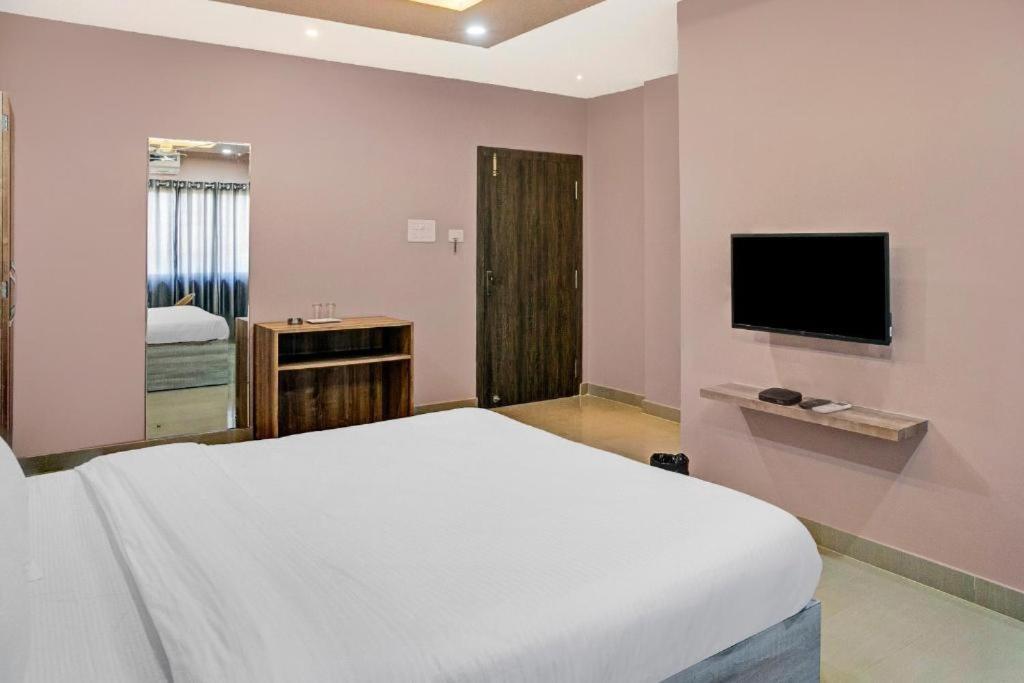 Silver Regency Guwahati Zewnętrze zdjęcie
