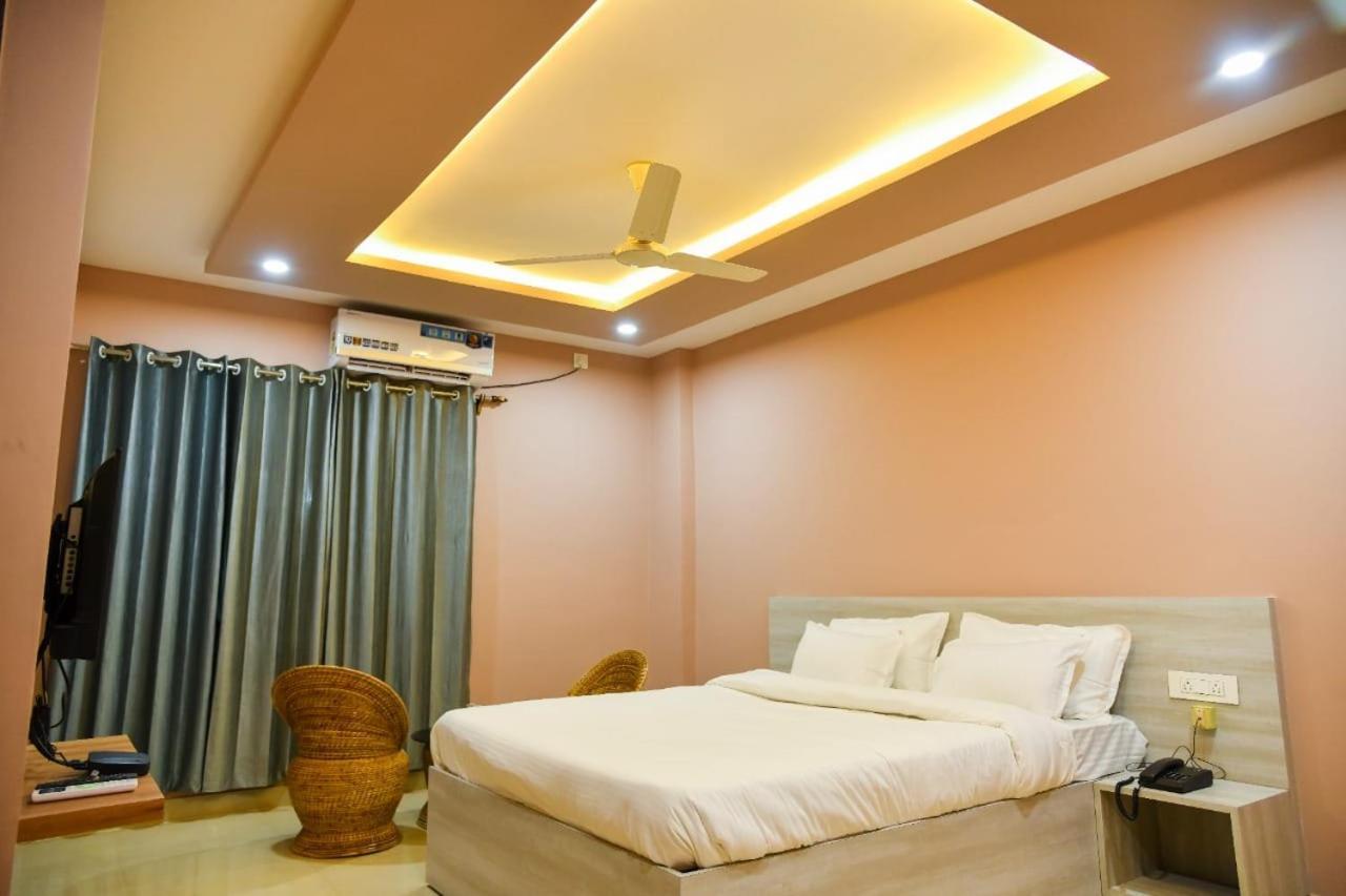 Silver Regency Guwahati Zewnętrze zdjęcie