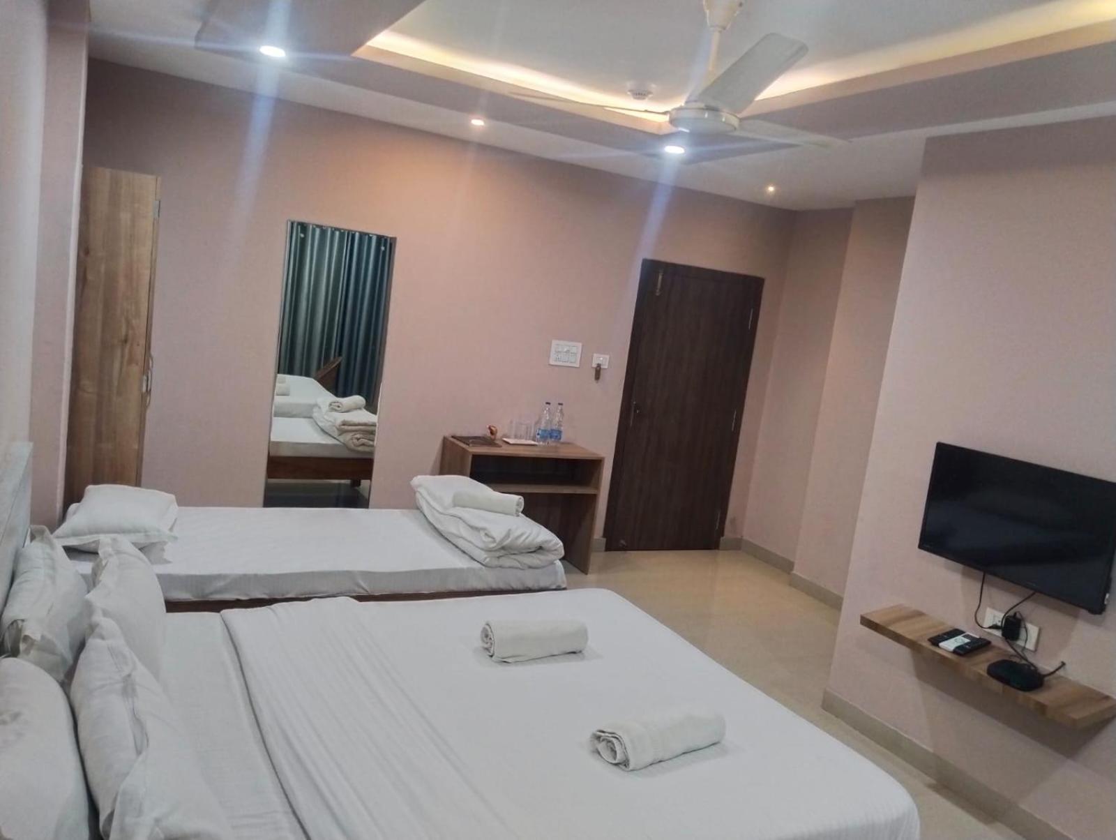 Silver Regency Guwahati Zewnętrze zdjęcie